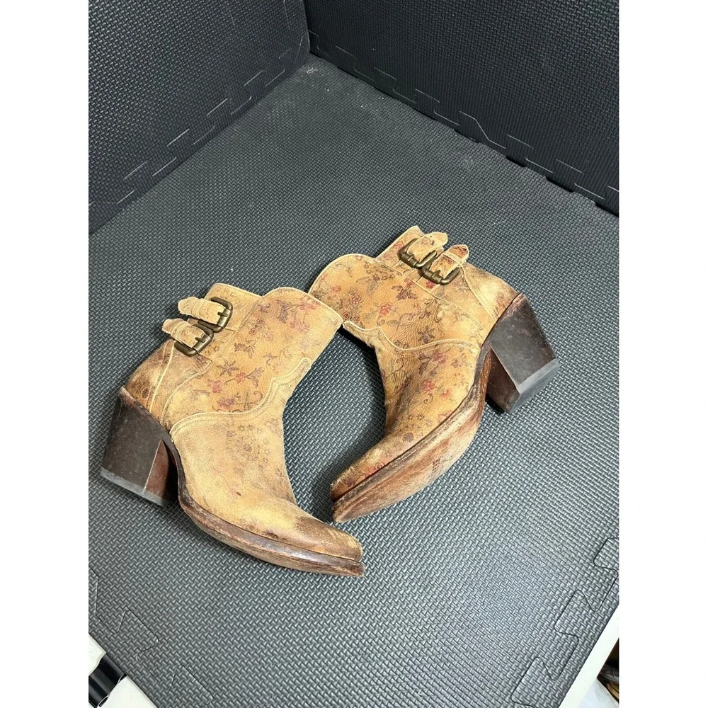 Lucchese Catalina Floral Leather Ankle Boots 6.5B‎ Tan Distressed Buckle M4953